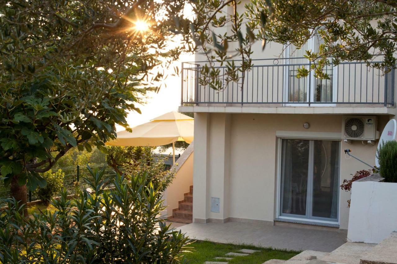 Apartment Robinson Podvrsje ภายนอก รูปภาพ